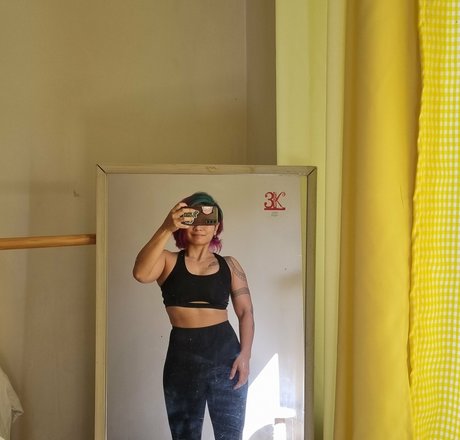 Nagie wyciekłe zdjęcie OnlyFans od Nyaaati