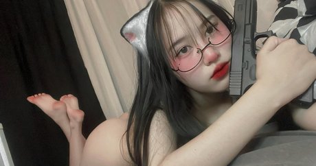 Yunneuwu  nude leaked OnlyFans photo