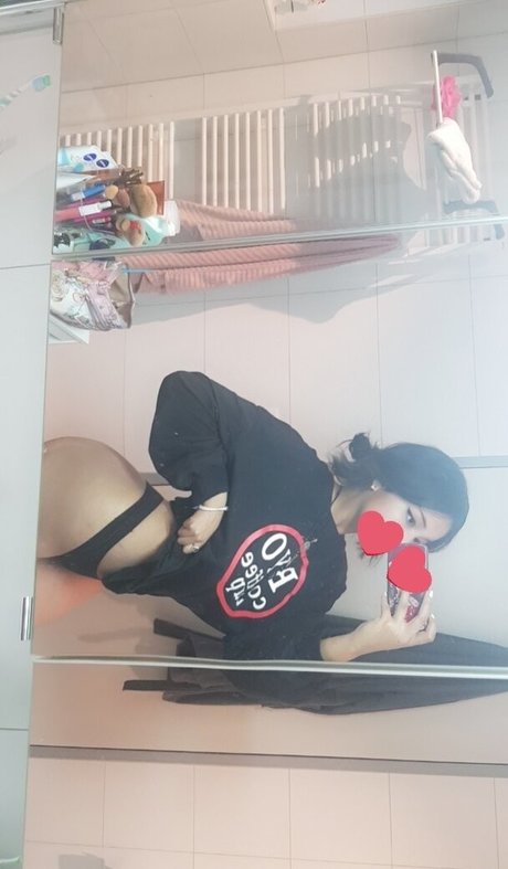 Nahá fotka uniklých OnlyFans od Hanilovesyouu