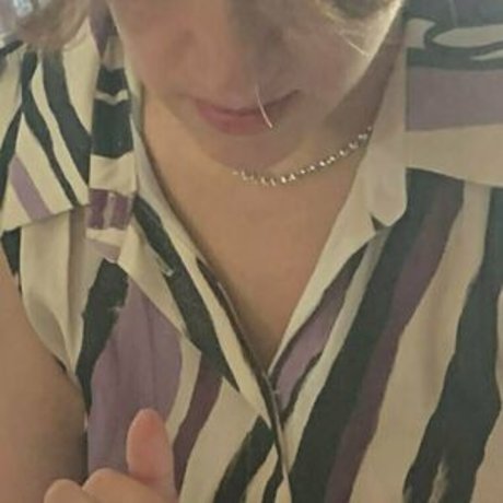 Trixiebee_dirtysocks