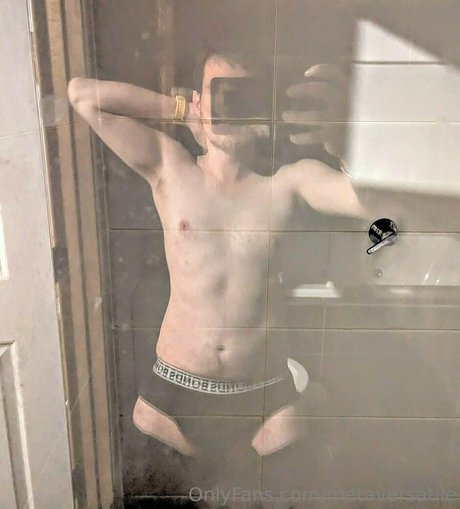 Nahá fotka uniklých OnlyFans od Metaversatile