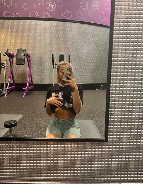 Nahá fotka uniklých OnlyFans od Haaleighhbrooks