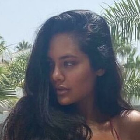 Esha Gupta