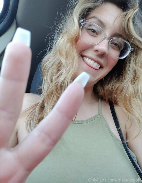 Alaston vuotanut OnlyFans-kuva Justjovixo