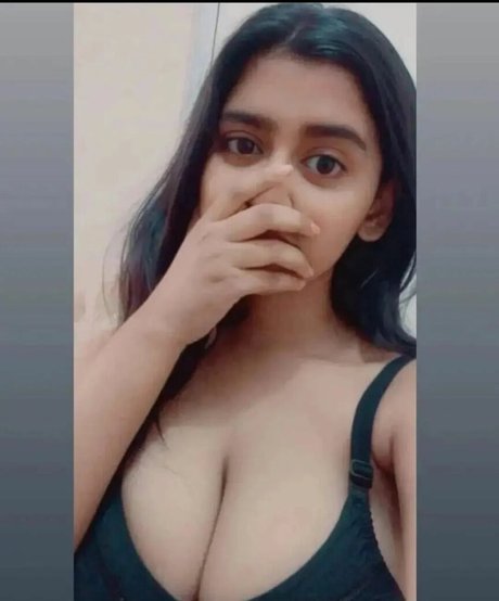 Sanjana Saba OnlyFans 유출 누드 사진