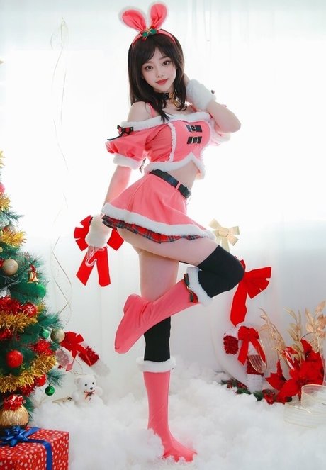 Elina Yi