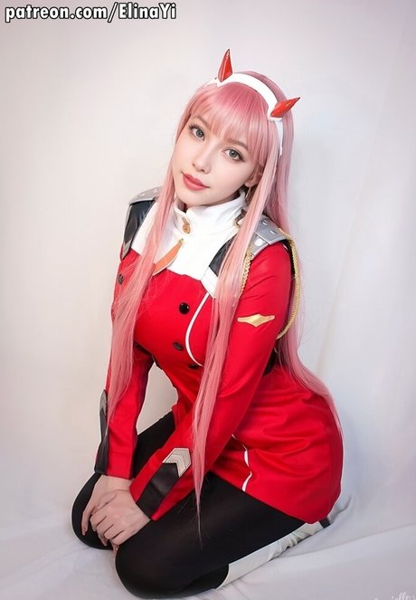 Elina Yi