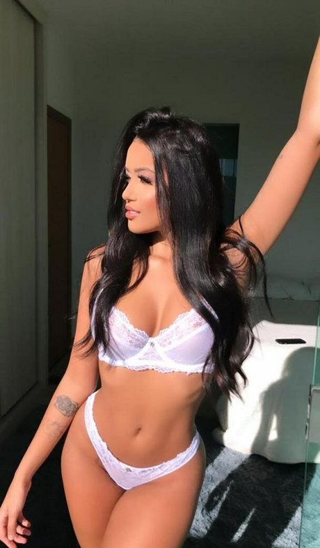 Karlyane Menezes