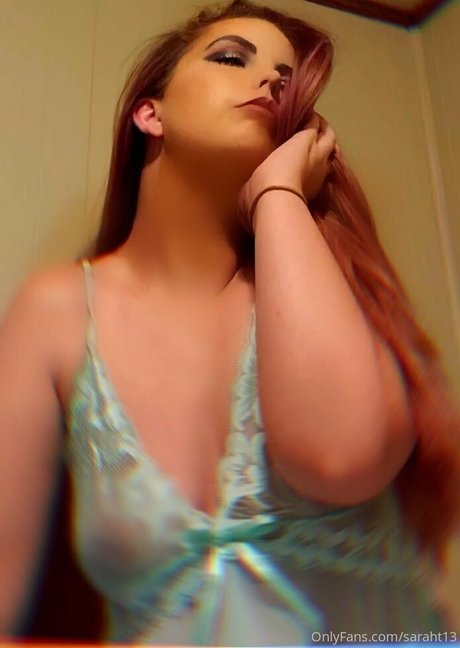 Nacktes geleaktes OnlyFans-Foto von Xxsarahtease