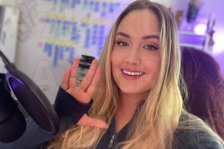 Nahá fotka uniklých OnlyFans od Naomi Kyle
