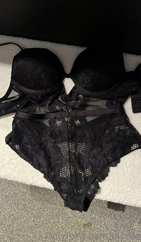 Nagie wyciekłe zdjęcie OnlyFans od Moree