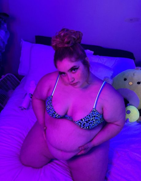 Обнаженная фотография утечки OnlyFans от Lilmamakay12