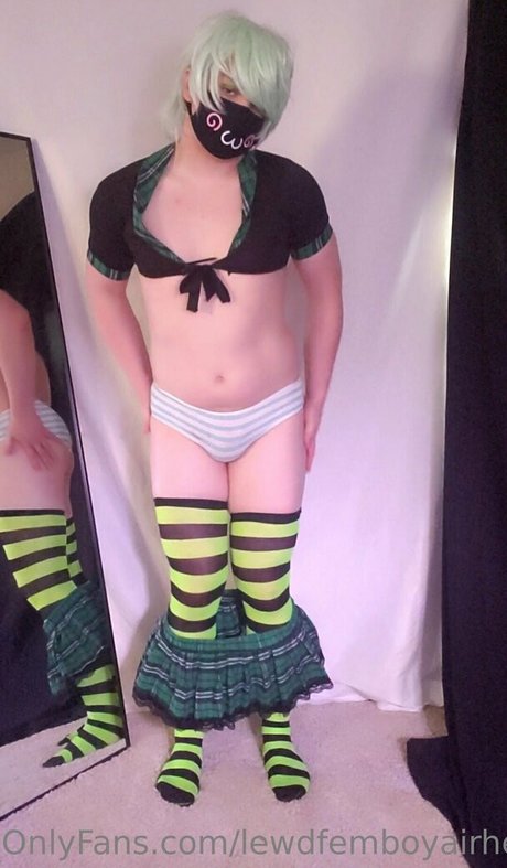 Lewdfemboyairhead