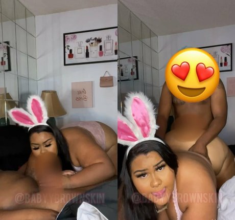 Photo nue de fuite OnlyFans de Babyybrownskinfree