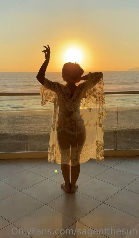 Nagie wyciekłe zdjęcie OnlyFans od Sageofthesun