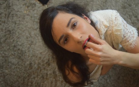 Nacktes geleaktes OnlyFans-Foto von Mirabella00