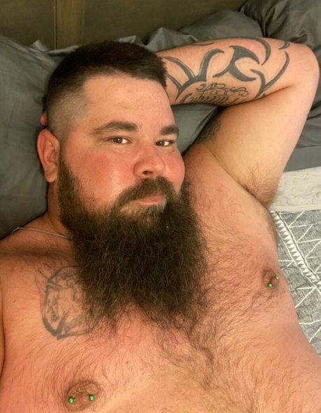 Обнаженная фотография утечки OnlyFans от Oilfielddadbod