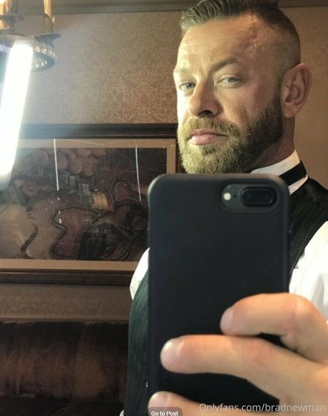 Nahá fotka uniklých OnlyFans od Bradnewman