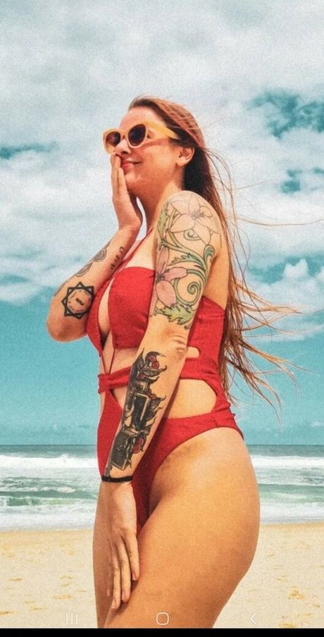 Naken lekkede OnlyFans-bilde av Dani Buarque