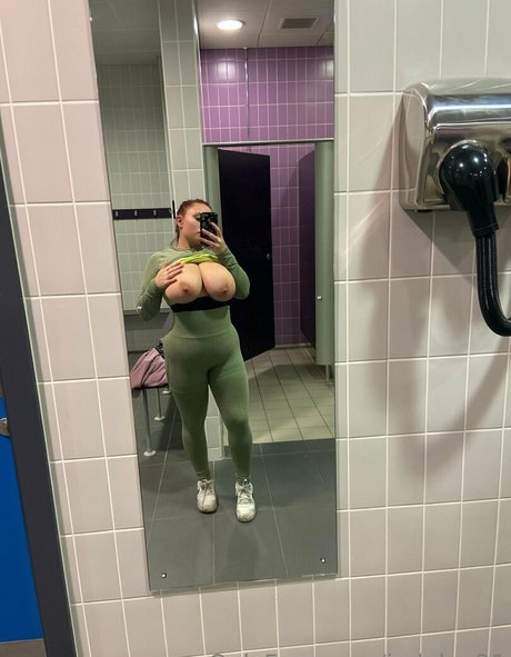 Nahá fotka uniklých OnlyFans od Jadelou21