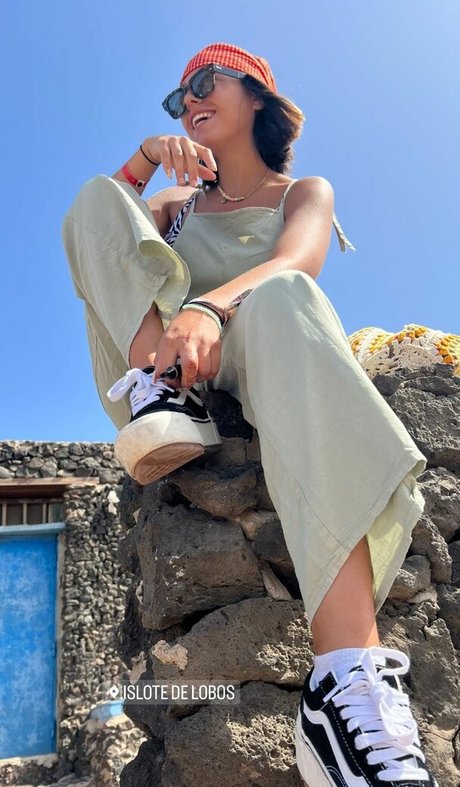 Marta De Lola