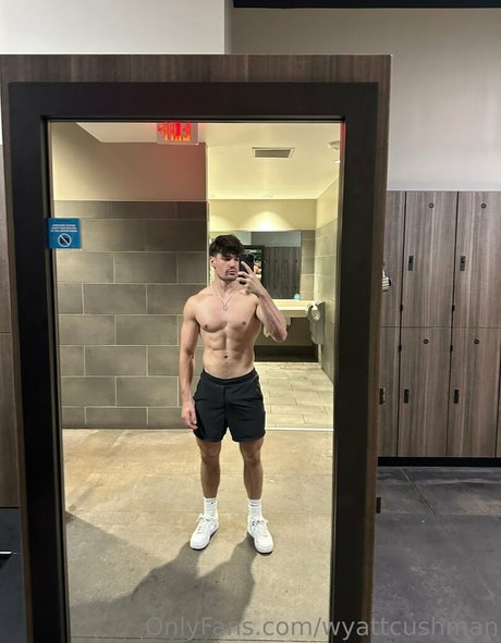Nahá fotka uniklých OnlyFans od Wyattcushman
