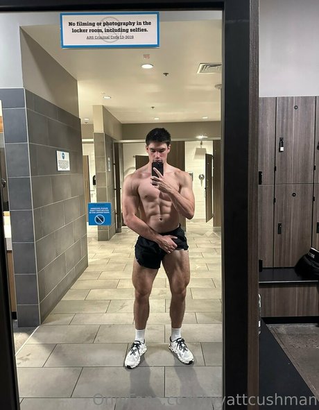 Foto nua vazada do OnlyFans de Wyattcushman