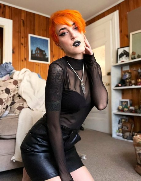 Yoemilyreyfree