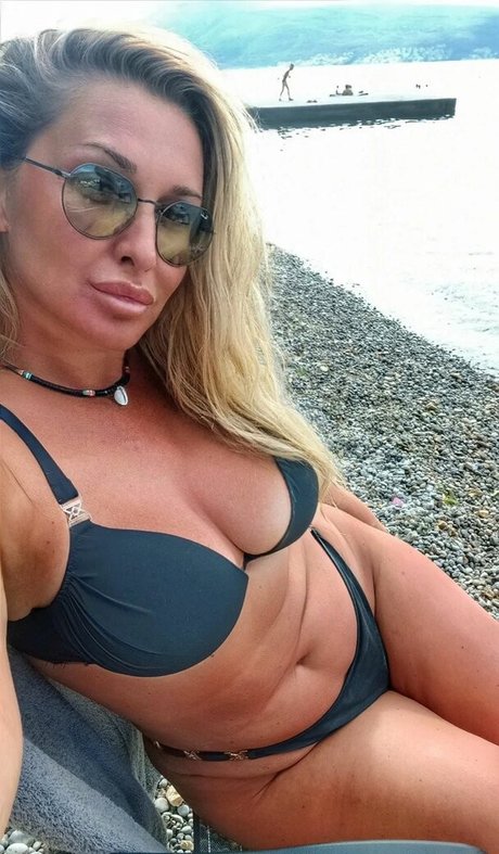 Naakte gelekte OnlyFans-foto van Justwoman 42