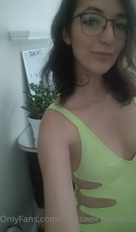 Nøgent lækket OnlyFans-billede af Misssweetpetite22