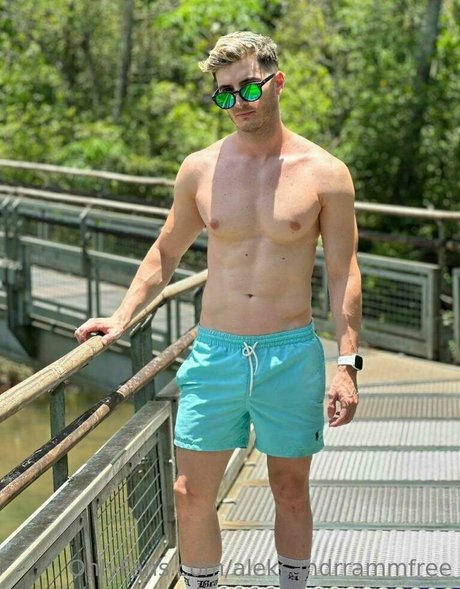 Aleksandrrammfree