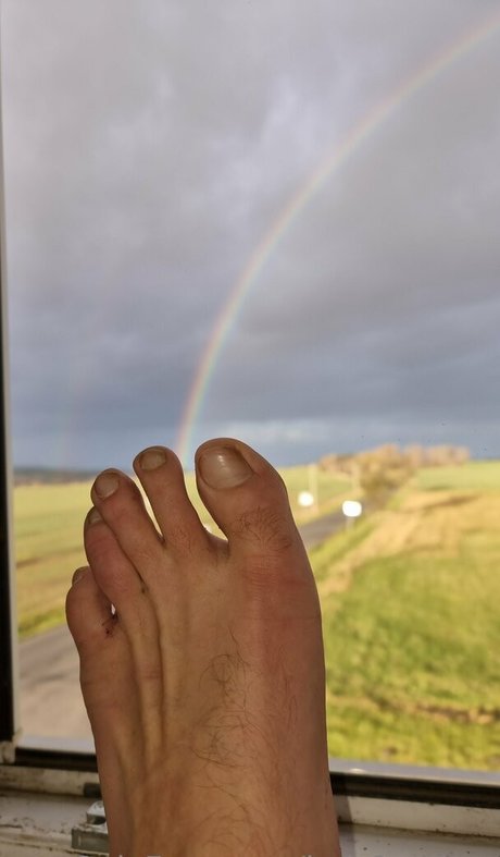 Nahá fotka uniklých OnlyFans od Ladsfeetfree