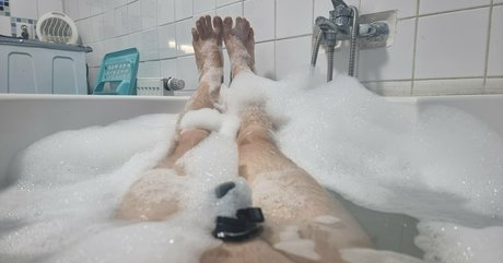 Ladsfeetfree