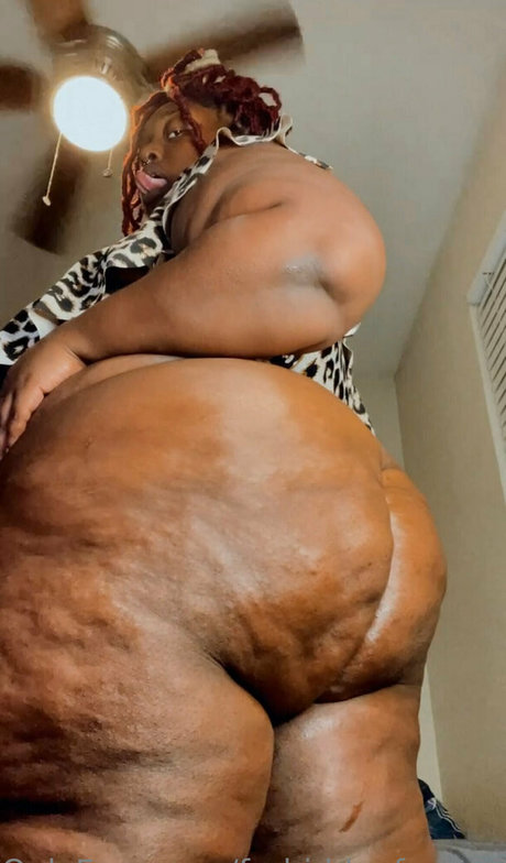Forbiddenfruyt23