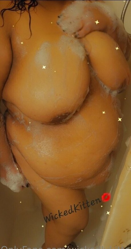 Naken lekkede OnlyFans-bilde av Wickedlykitten