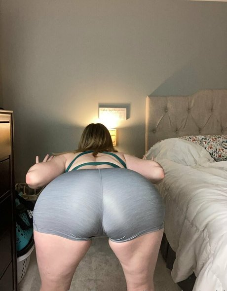 Bootyshortsgirl