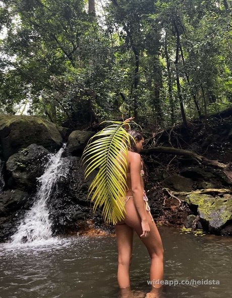 Nahá fotka uniklých OnlyFans od Heidiir