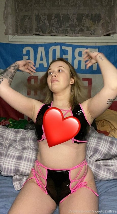 Naken läckt OnlyFans-bild av Yourfavspicydragonfree