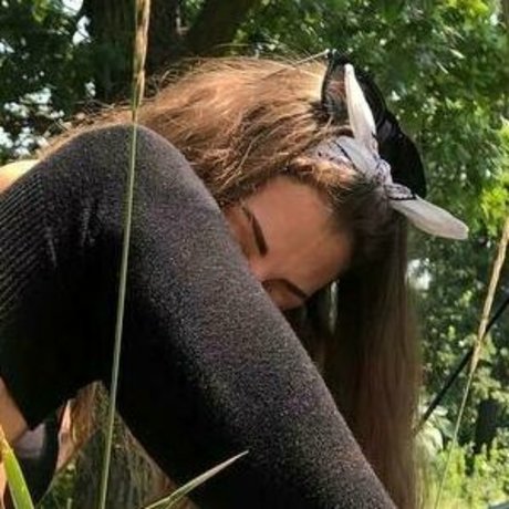 Naakte gelekte OnlyFans-foto van Alwaysnaughtymommy