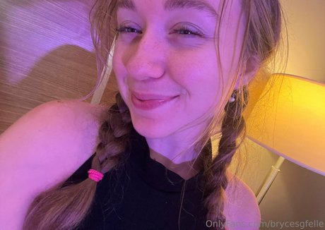 Nahá fotka uniklých OnlyFans od Brycesgfelle