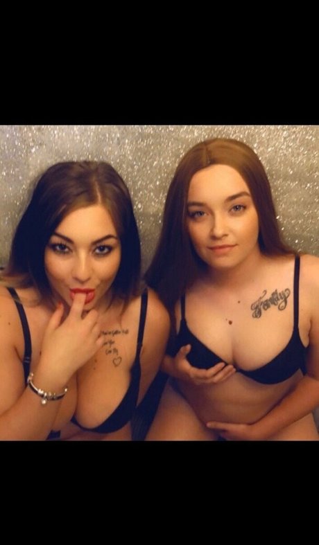 Twonaughtysisters