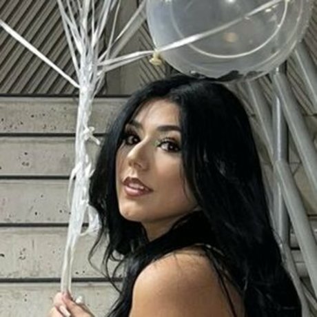 Foto di nudo di fuga di OnlyFans di Juanita Barragan