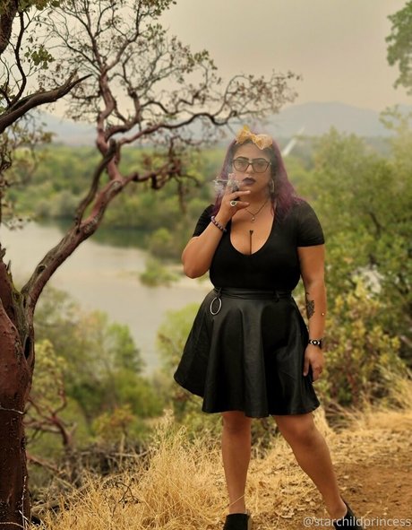 Nahá fotka uniklých OnlyFans od Moodymusings