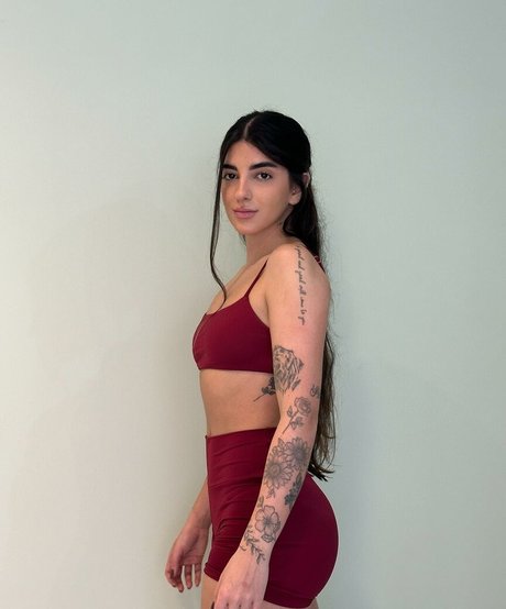 Nahá fotka uniklých OnlyFans od Marcella De Marchi