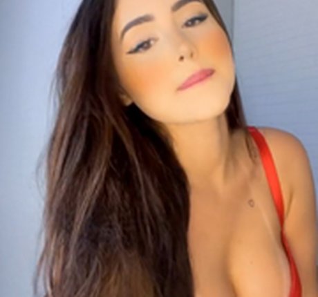Naken lekkede OnlyFans-bilde av Euucamilaa