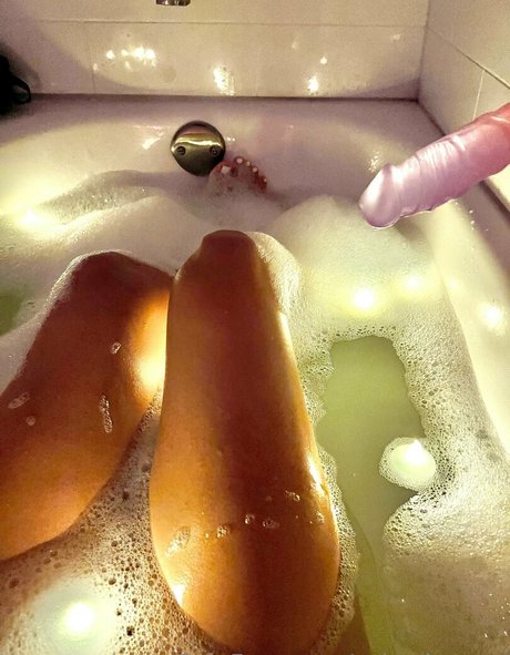 Nahá fotka uniklých OnlyFans od Solesdreams