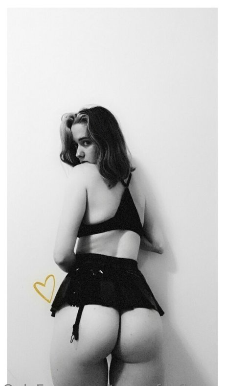 Nahá fotka uniklých OnlyFans od Torchofdefiance