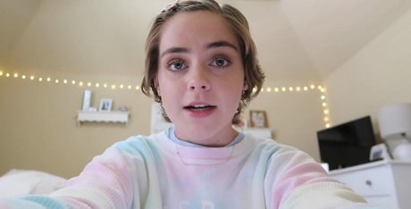 Alaston vuotanut OnlyFans-kuva Lauren Mae