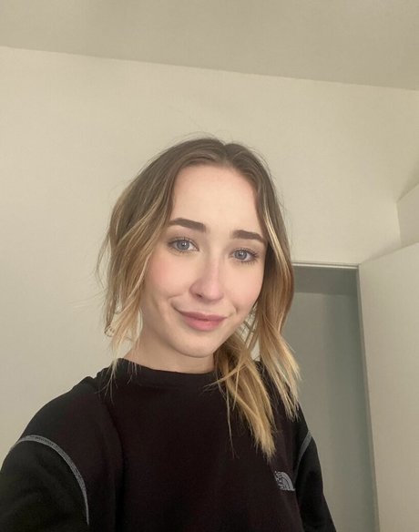 Nahá fotka uniklých OnlyFans od Skylar Sapphyre