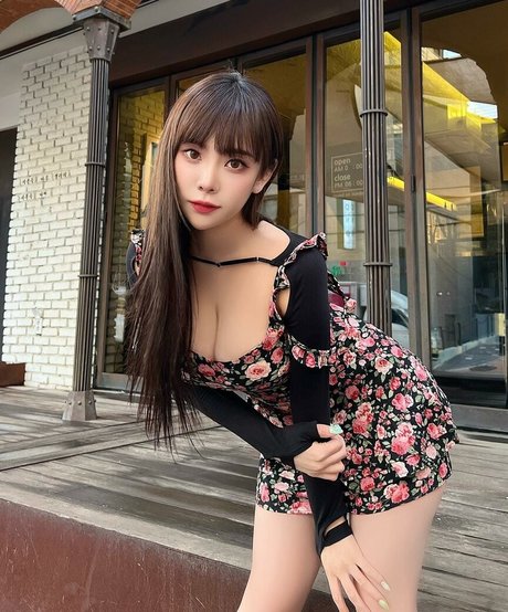Naken läckt OnlyFans-bild av Damiamond